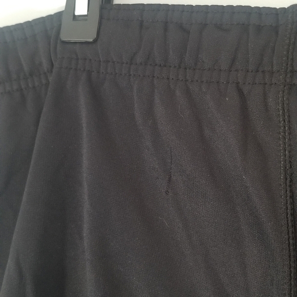 Nike Therma-Fit Sweatpants. Drawstring Waist. Nike Logo on Leg. Size Medium. - Picture 5 of 9
